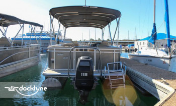 Pleasant Harbor Marina boat rental operation on Peoria, AZ 6