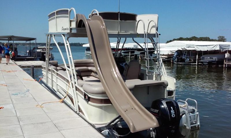 marinaBoat
