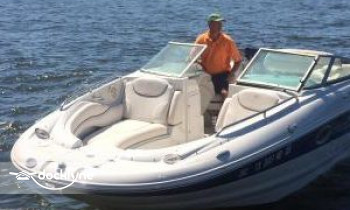 Cedar Creek Boat boat rental operation on Log Cabin, TX 1