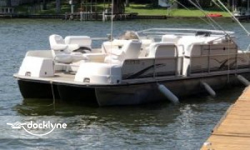 Cedar Creek Boat boat rental operation on Log Cabin, TX 6