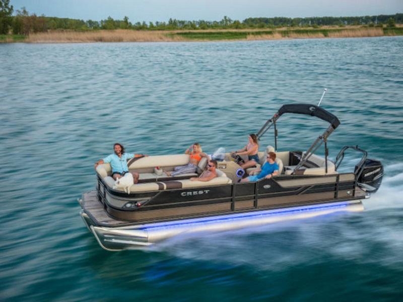Pontoon Boat Rentals in Sandpoint on Lake Pend Orielle, Bayview