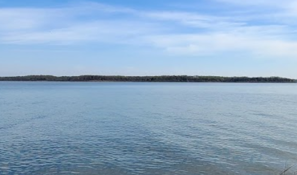marinaImage