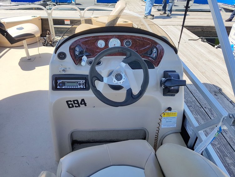 marinaBoat