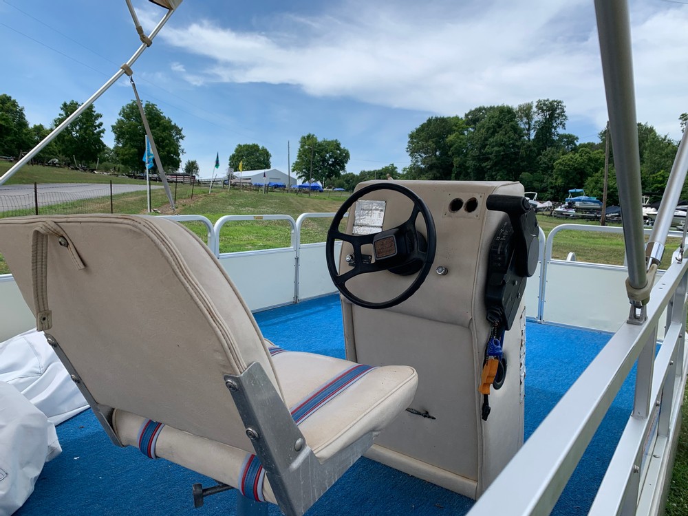 marinaBoat