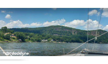Nyack Boat Charter boat rental operation on Nyack, NY 2