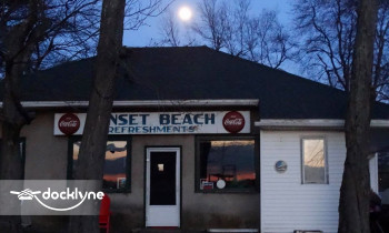 Sunset Beach boat rental operation on Shrewsbury, MA 3