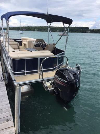 marinaBoat