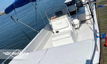 Beaufort Boat Rentals boat rental operation on Atlantic Beach, NC 2