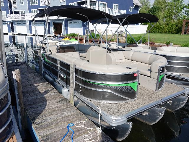marinaBoat