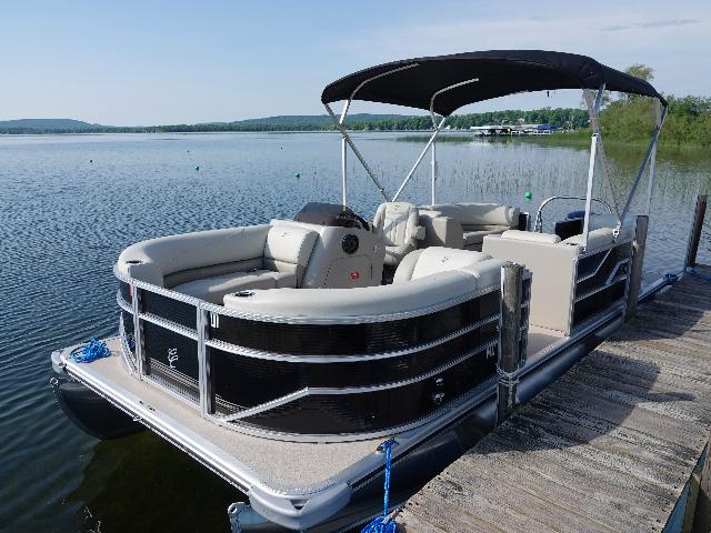 marinaBoat