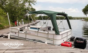 Mississippi Parkside Marina boat rental operation on Wabasha, MN 6