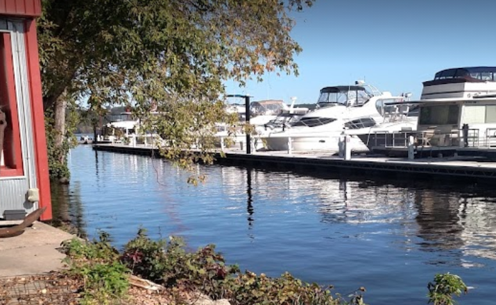 marinaBoat
