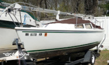 The Beach House Marina & Boat Rentals boat rental operation on Bayport, MN 3