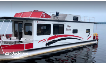 Kinsey Houseboats boat rental operation on Babbitt, MN 6