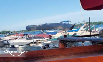 Admiral D's Waterfront Tavern boat rental operation on White Bear Lake, MN 2