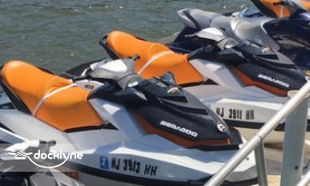 Route 72 Waverunner & Kayak boat rental operation on , NJ 3