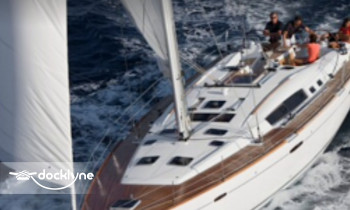 NY Yacht & Boat Charter boat rental operation on New York, NY 1