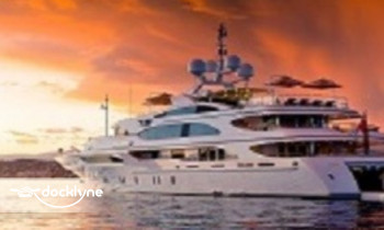 Manhattan Yacht Charters boat rental operation on New York, NY 4
