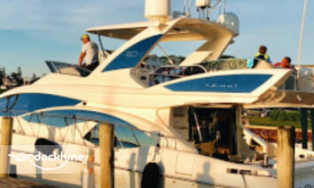 Yacht Hampton Boat Rental boat rental operation on Sag Harbor, NY 2