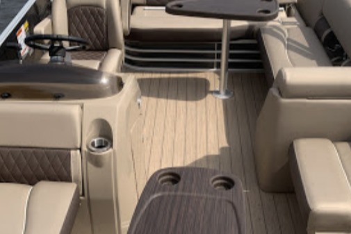 marinaBoat