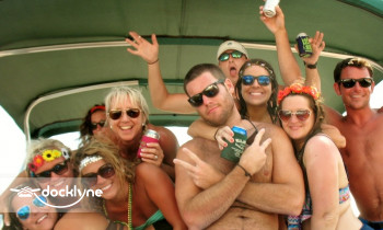 True  Blue Pontoon- Fort Walton Beach boat rental operation on Fort Walton Beach, FL 3