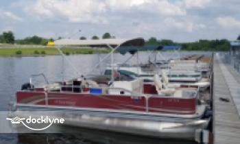 Sterett Creek Marina boat rental operation on Warsaw, MO 8