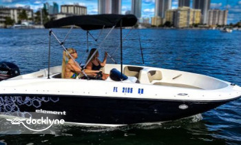 Aventura Boat Rental boat rental operation on Aventura, FL 1