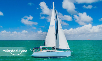 Sail Miami Now boat rental operation on Miami, FL 4