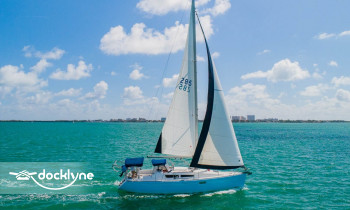 Sail Miami Now boat rental operation on Miami, FL 6