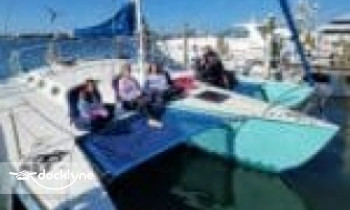 Smile -n- Wave Sailing Adventures boat rental operation on Destin, FL 8