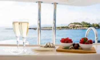 Holloway Yacht Charters boat rental operation on Destin, FL 3