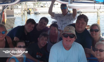 Screaming Eagle Sports boat rental operation on Destin, FL 6