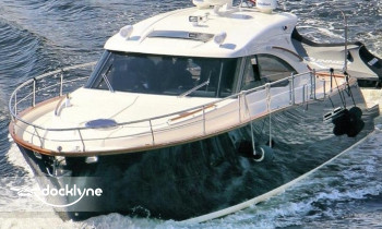Luxe Charters boat rental operation on Hollywood, FL 1