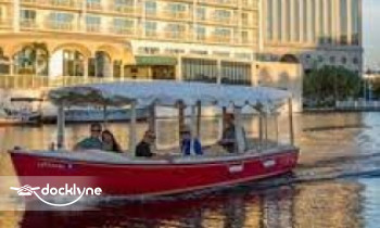 eBOATS TAMPA boat rental operation on Tampa, FL 2