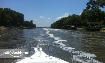 SeaQuest Boat Rentals boat rental operation on Charleston, SC 3