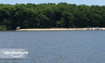 SeaQuest Boat Rentals boat rental operation on Charleston, SC 7