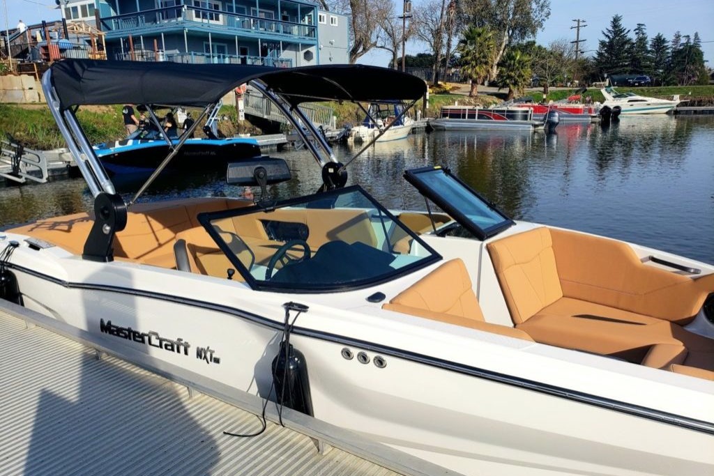 marinaBoat