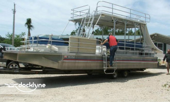 Shoreline Pontoon Boat boat rental operation on Perdido Key, AL 3