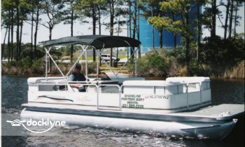 Shoreline Pontoon Boat boat rental operation on Perdido Key, AL 6