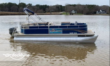 Poplar Pointe Marine boat rental operation on Bracey, VA 6
