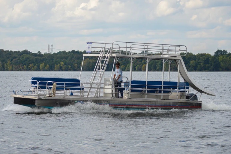 marinaBoat