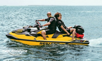 Arizona Boat and Jet Ski Rentals boat rental operation on Phoenix, AZ 2