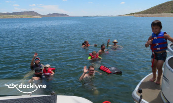DR Boat Rentals boat rental operation on Peoria, AZ 2
