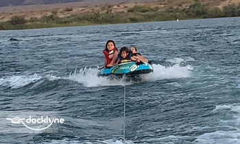Az Aqua-Holics Boat Rental boat rental operation on Lake Havasu City, AZ 3