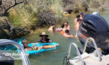 Havacaptain boat rental operation on Lake Havasu City, AZ 3
