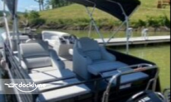 Smoky Mountain Lake Adventures boat rental operation on Dandridge, TN 3