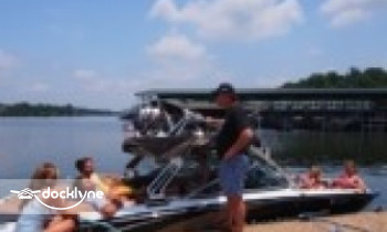 Concord Marina boat rental operation on Knoxville, TN 3