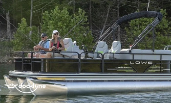 WFO Watercraft Rentals boat rental operation on Osage Beach, MO 1
