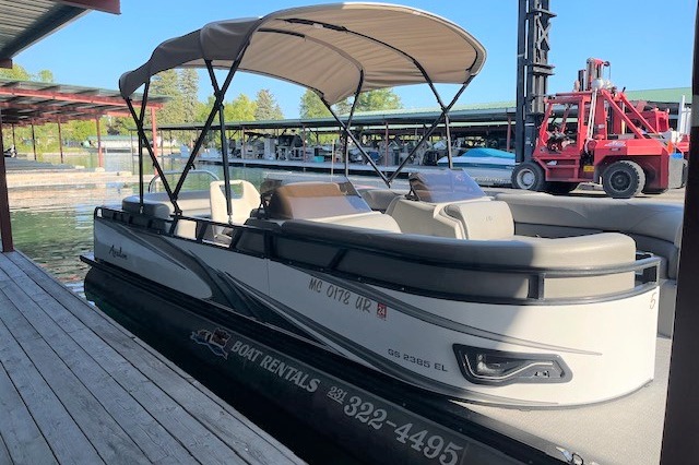marinaBoat