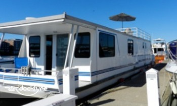 Badgers Island Marina boat rental operation on Kittery, ME 1